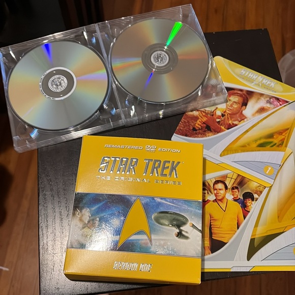 Star Trek Box Sets - Picture 6 of 10